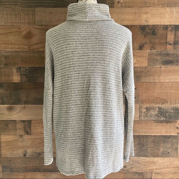 Ginger G Turtleneck Striped Sweater Size Large - Picture 2 of 7